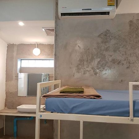 Shut Eye Party Hostel (Adults Only) Pai Exterior foto