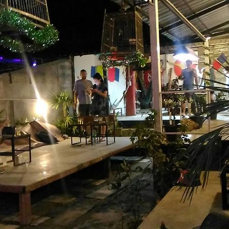 Shut Eye Party Hostel (Adults Only) Pai Exterior foto